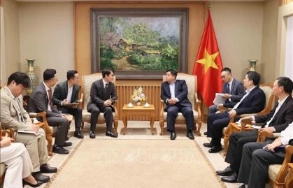 Vice-Primeiro-Ministro recebe CEO da LG Display Vietnam
