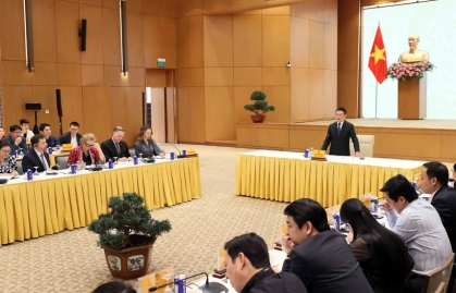 Vietnam propone retrasar aranceles para promover negociaciones comerciales con Estados Unidos