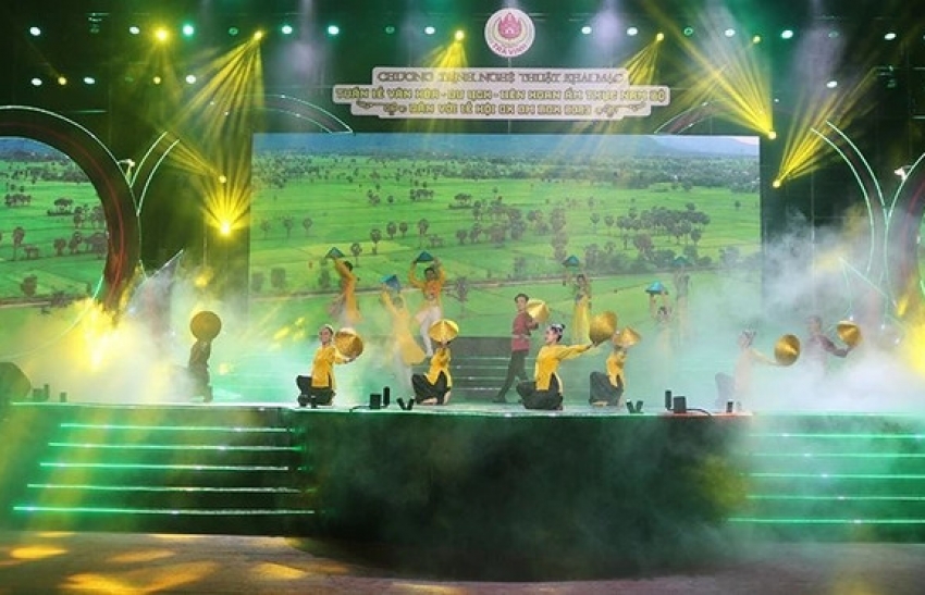 Efectúan la Semana de Cultura, Turismo y Gastronomía de la región sureña